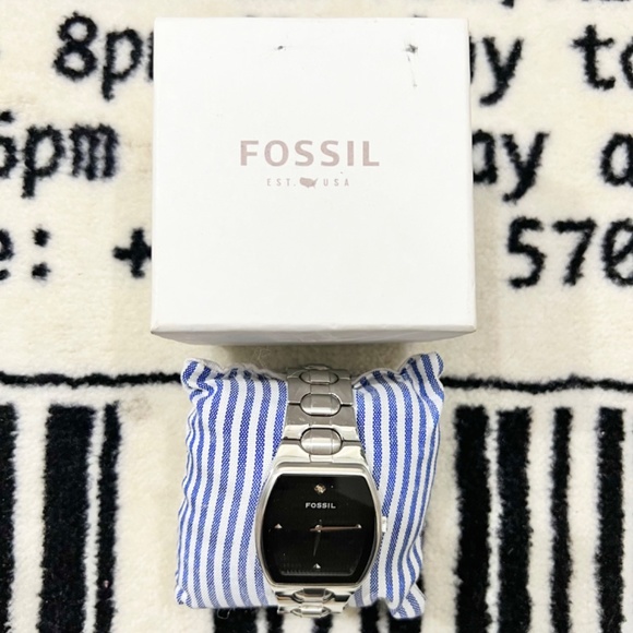 Vintage Fossil Arkitekt Carbon Fiber Pattern Dial Diamond Accent Watch - Picture 2 of 7